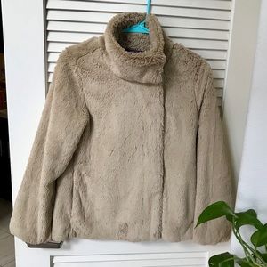 Patagonia fuzzy jacket
